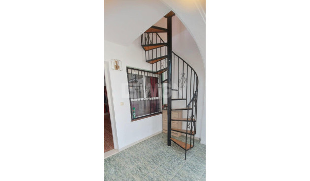 Odsprzedaż - Bungalow - Torrevieja - Los Balcones