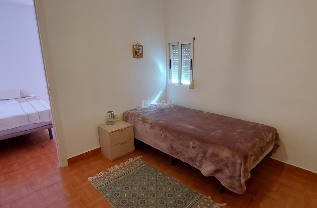 Odsprzedaż - Bungalow - Torrevieja - Los Balcones