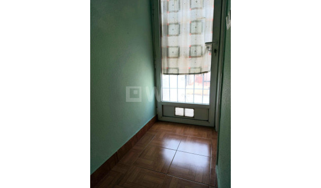 Odsprzedaż - Bungalow - Torrevieja - Los Balcones