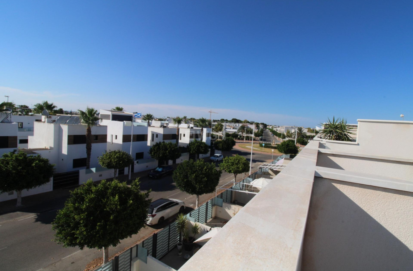 Odsprzedaż - Villa - San Pedro del Pinatar - Los Cuarteros