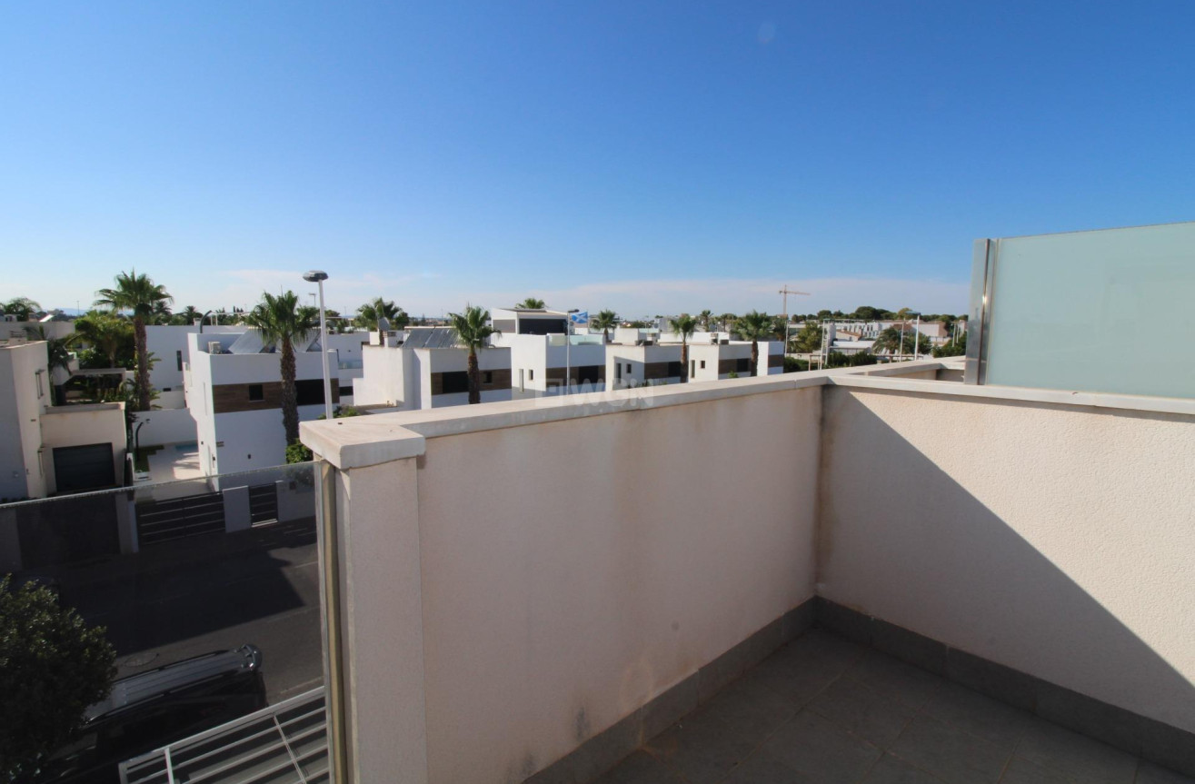 Odsprzedaż - Villa - San Pedro del Pinatar - Los Cuarteros