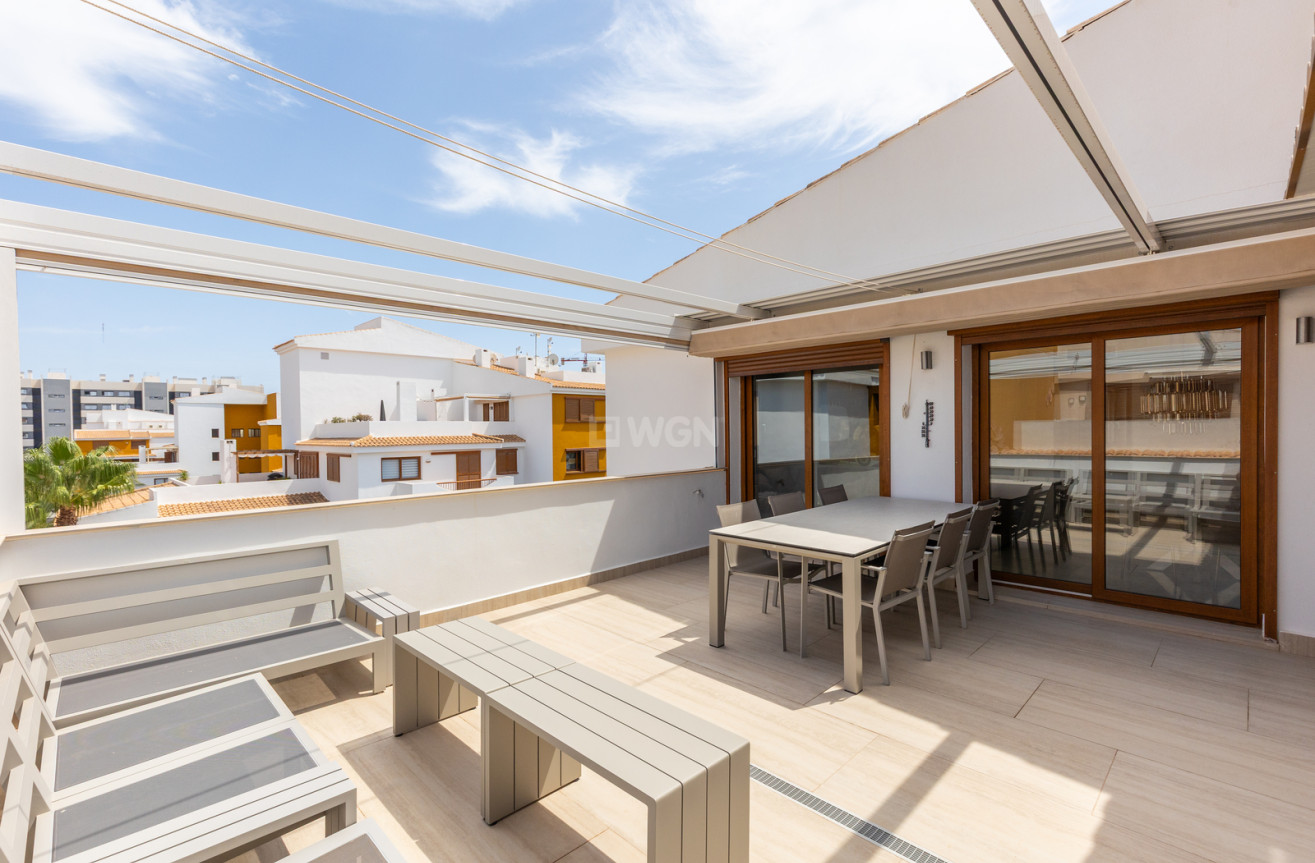 Odsprzedaż - Mieszkanie w bloku - Torrevieja - Costa Blanca