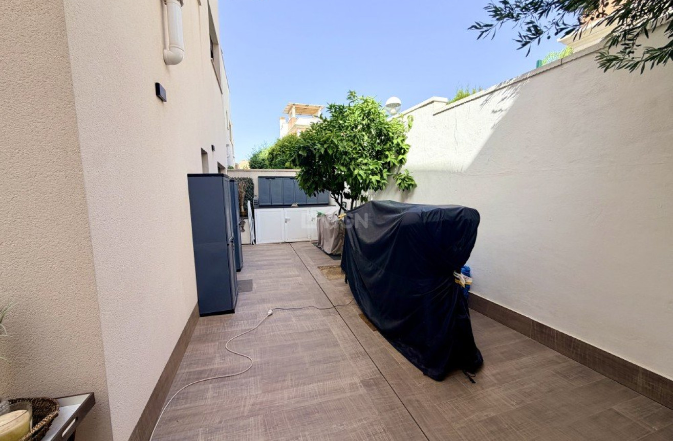 Odsprzedaż - Kamienica - Ciudad Quesada - Costa Blanca