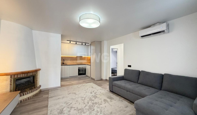 Odsprzedaż - Kamienica - Torrevieja - Miramar - Torre Del Moro