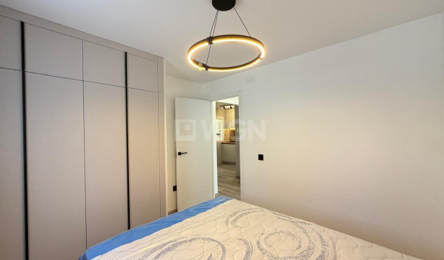Odsprzedaż - Kamienica - Torrevieja - Miramar - Torre Del Moro