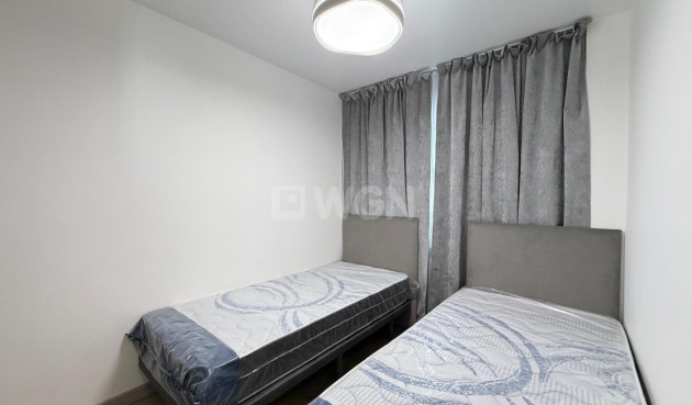 Odsprzedaż - Kamienica - Torrevieja - Miramar - Torre Del Moro