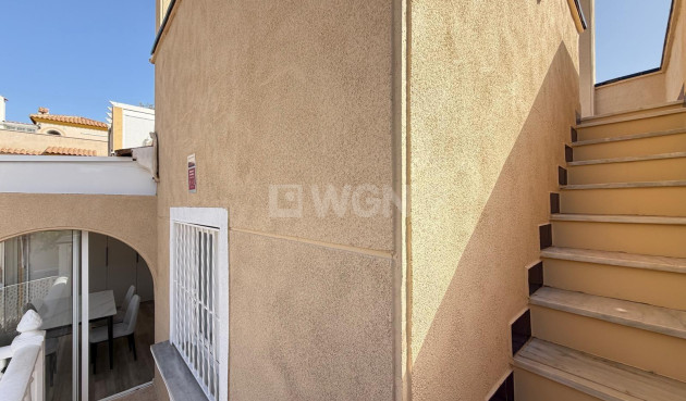Odsprzedaż - Kamienica - Torrevieja - Miramar - Torre Del Moro