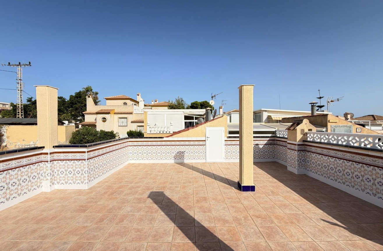 Odsprzedaż - Kamienica - Torrevieja - Miramar - Torre Del Moro
