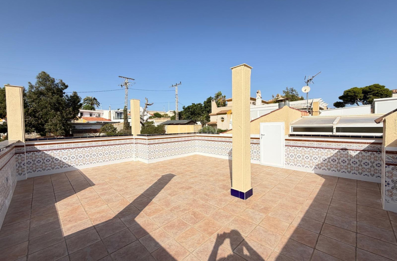 Odsprzedaż - Kamienica - Torrevieja - Miramar - Torre Del Moro