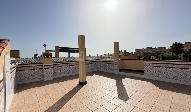 Odsprzedaż - Kamienica - Torrevieja - Miramar - Torre Del Moro
