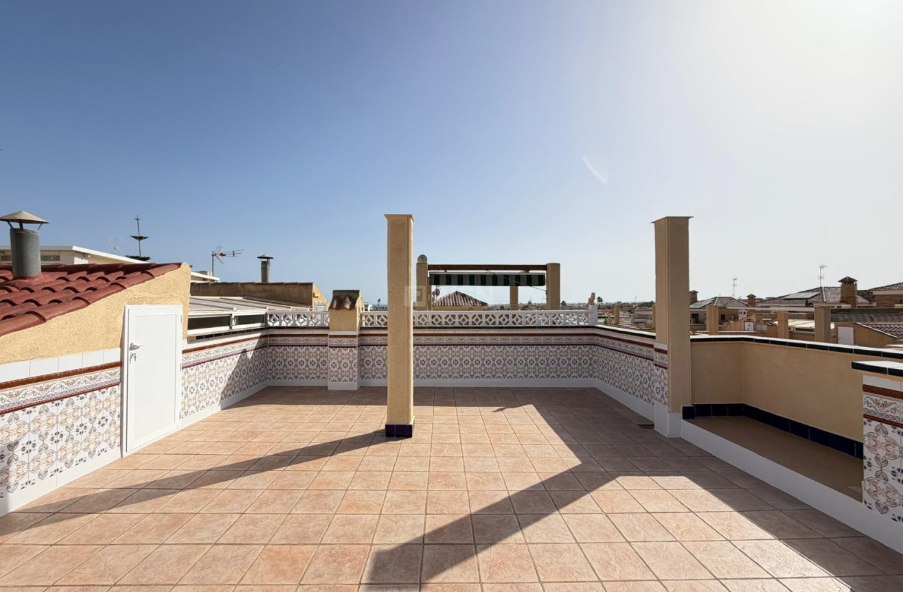 Odsprzedaż - Kamienica - Torrevieja - Miramar - Torre Del Moro