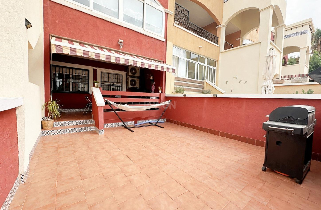 Odsprzedaż - Bungalow - Orihuela Costa - Los Altos
