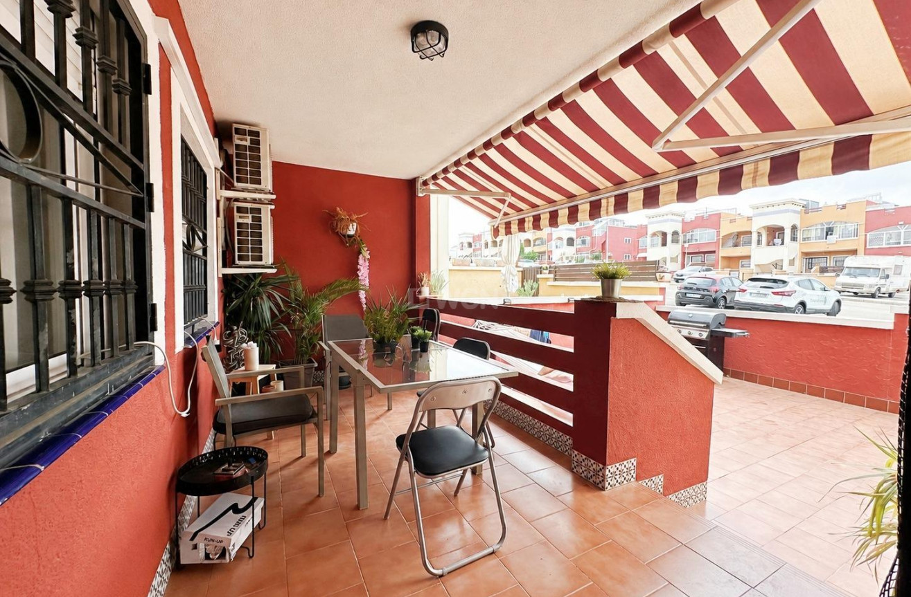 Odsprzedaż - Bungalow - Orihuela Costa - Los Altos