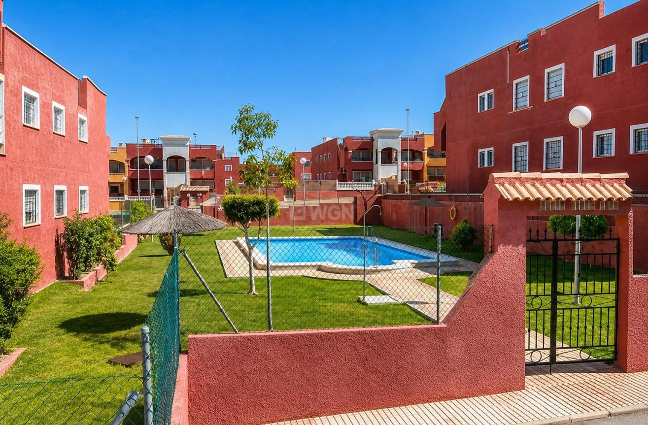 Odsprzedaż - Bungalow - Orihuela Costa - Los Altos