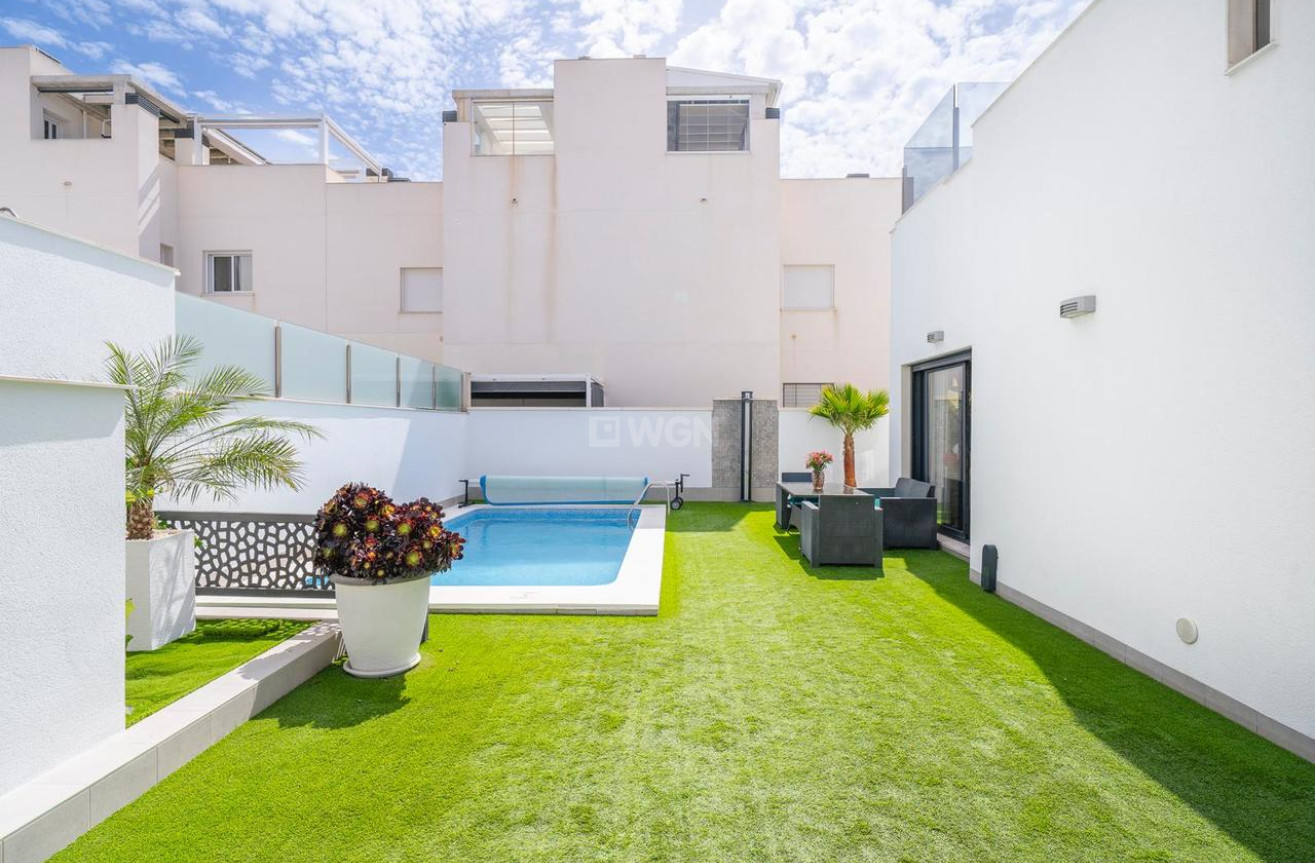 Odsprzedaż - Villa - Torrevieja - Costa Blanca
