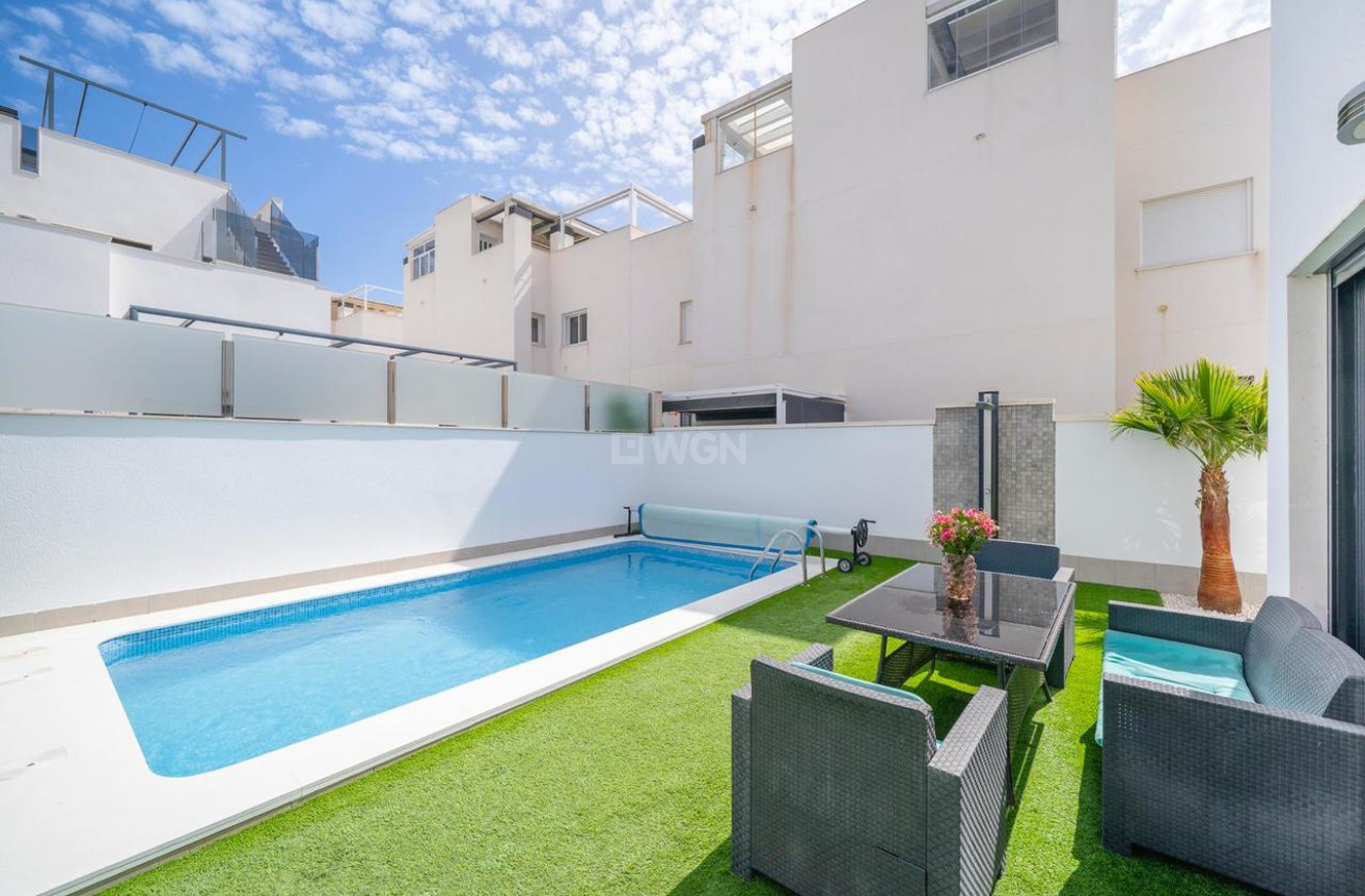 Odsprzedaż - Villa - Torrevieja - Costa Blanca