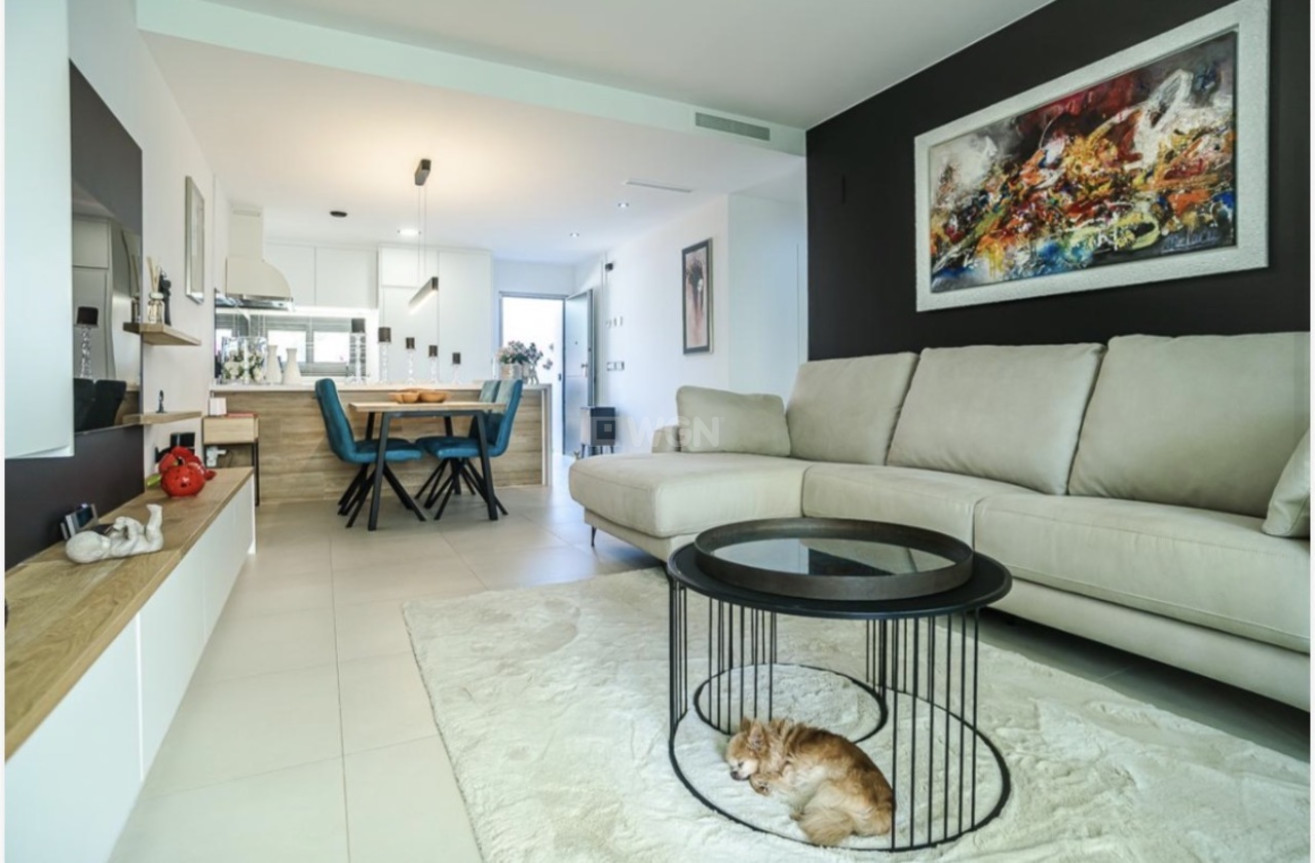 Resale - Apartment / flat - Pilar de la Horadada - Costa Blanca