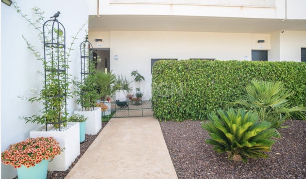 Resale - Apartment / flat - Pilar de la Horadada - Costa Blanca