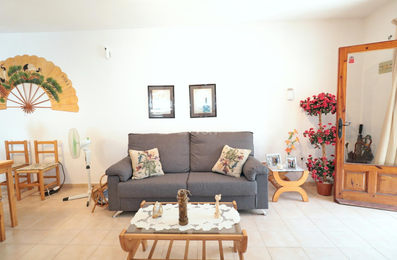 Resale - Bungalow - Torrevieja - El Acequión - Los Náufragos