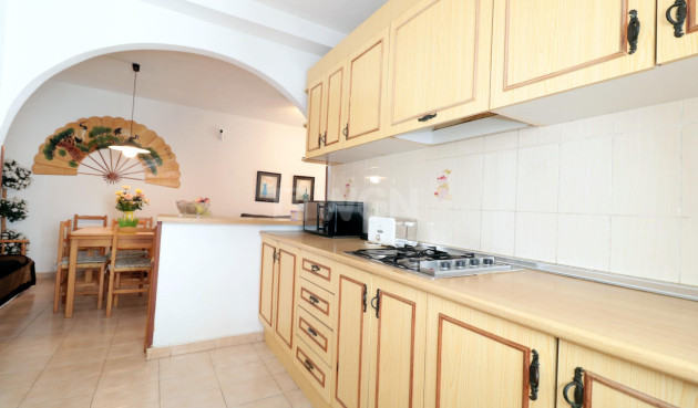 Resale - Bungalow - Torrevieja - El Acequión - Los Náufragos
