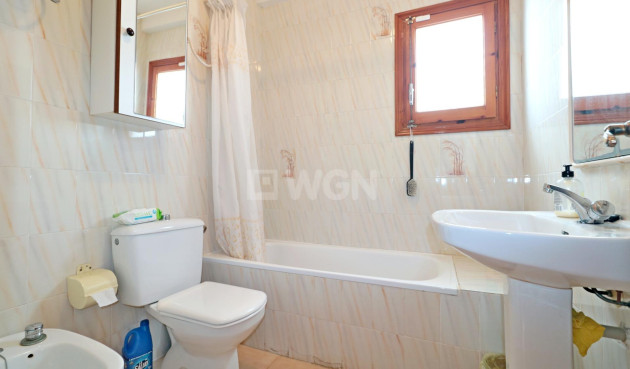 Resale - Bungalow - Torrevieja - El Acequión - Los Náufragos