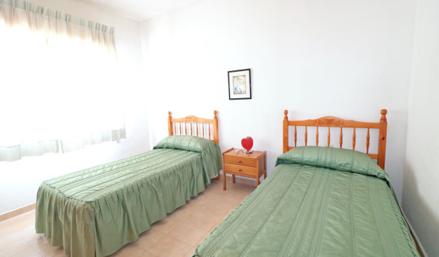 Resale - Bungalow - Torrevieja - El Acequión - Los Náufragos