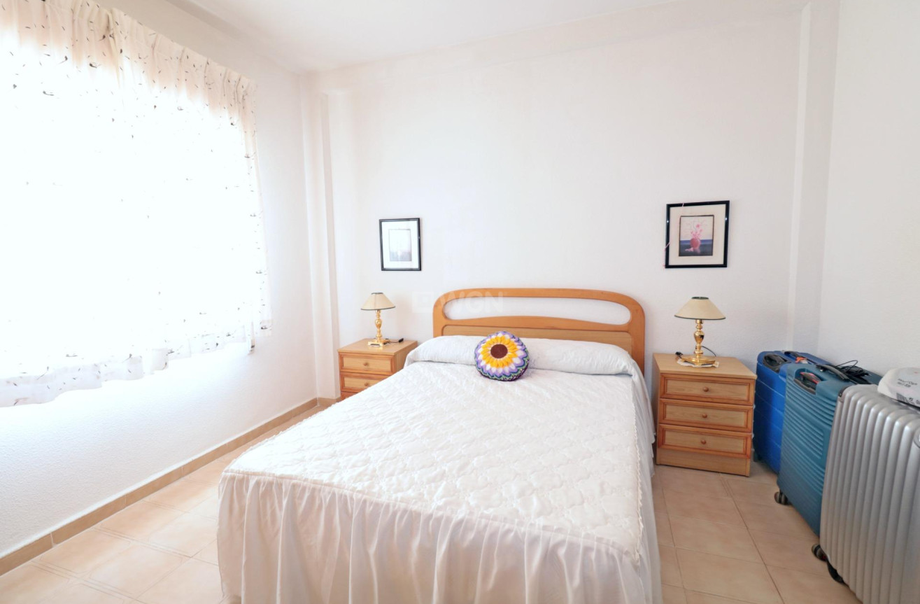 Resale - Bungalow - Torrevieja - El Acequión - Los Náufragos