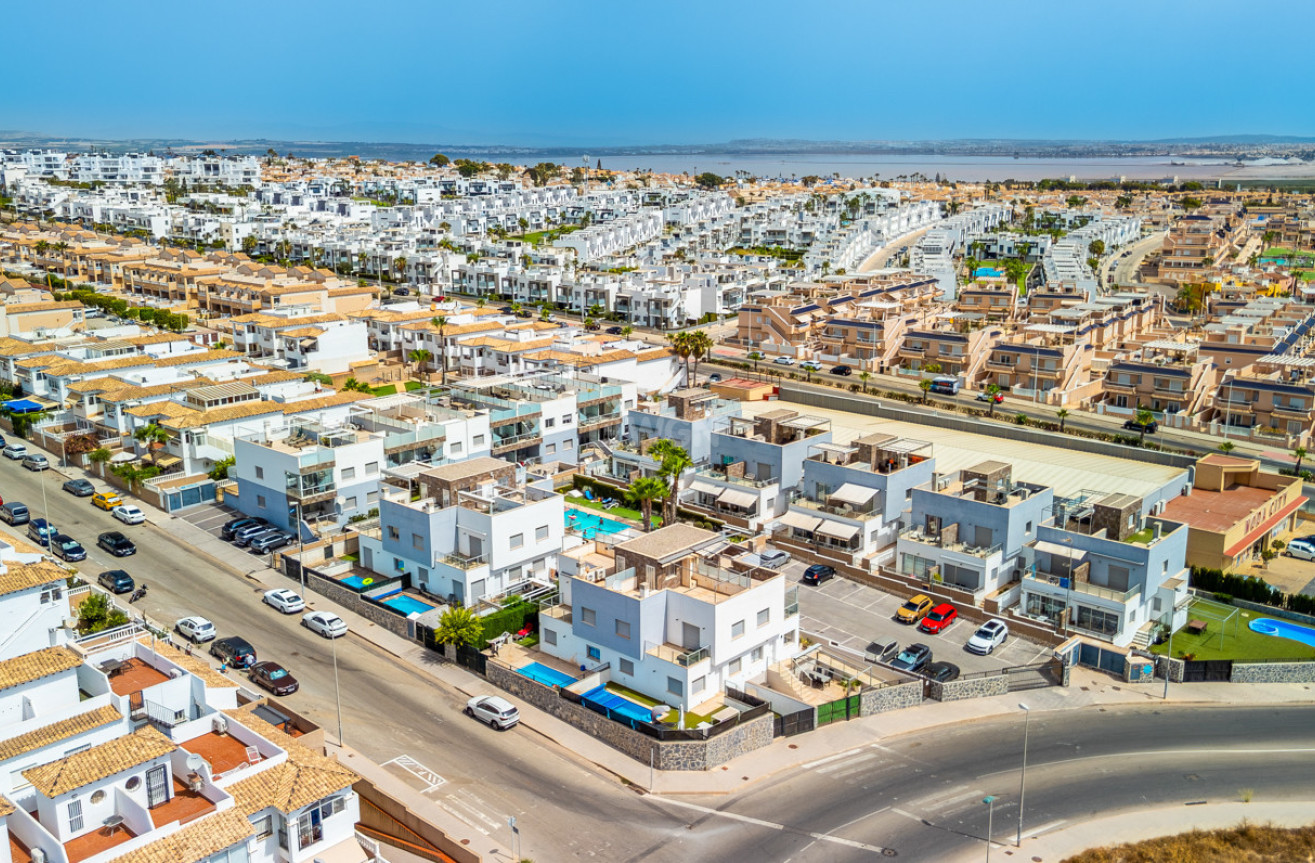 Odsprzedaż - Bungalow - Orihuela Costa - Costa Blanca