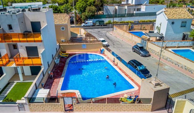 Odsprzedaż - Bungalow - Cabo Roig - Costa Blanca