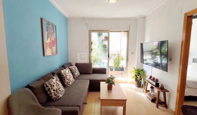 Odsprzedaż - Mieszkanie w bloku - Torrevieja - Costa Blanca