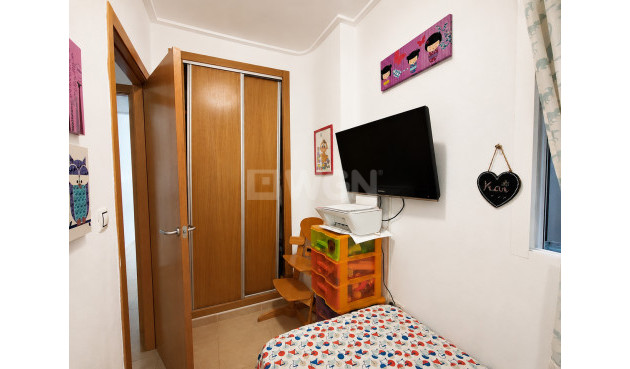 Odsprzedaż - Mieszkanie w bloku - Torrevieja - Costa Blanca