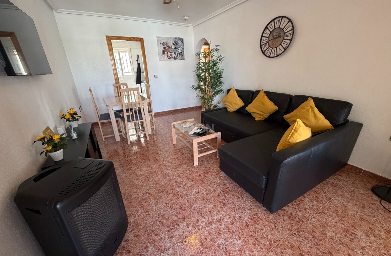 Resale - Apartment / flat - Orihuela - Inland