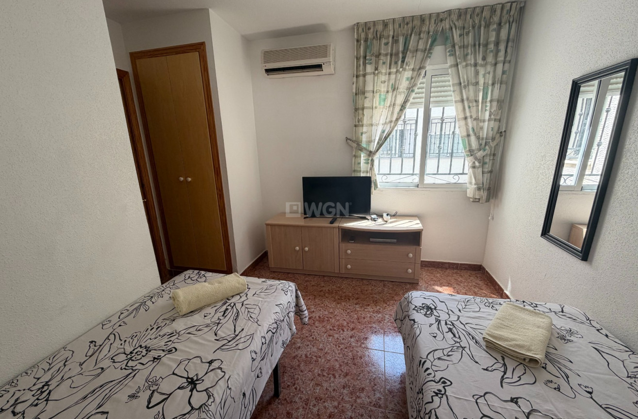 Resale - Apartment / flat - Orihuela - Inland